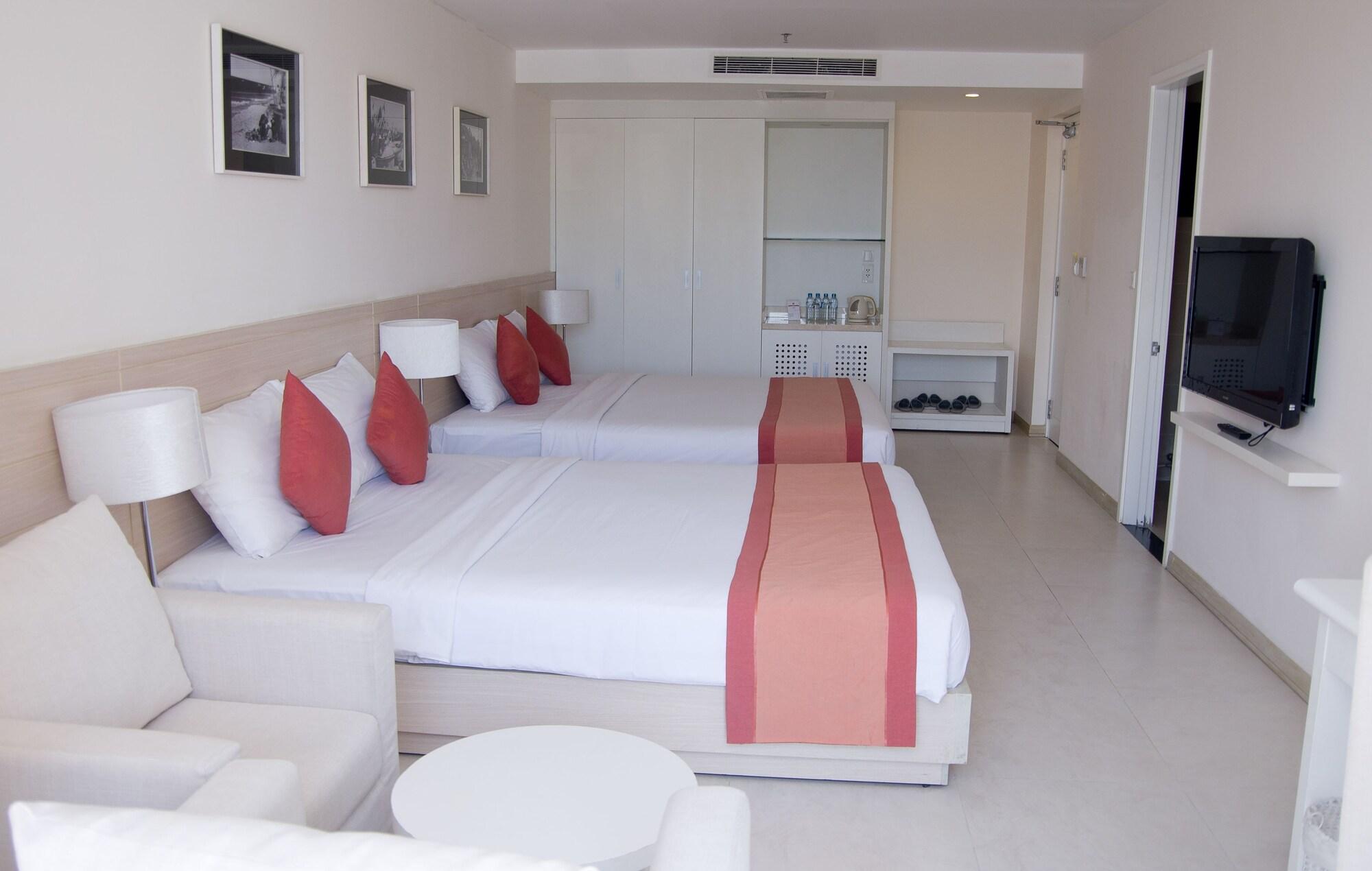 Nhi Phi Hotel Nha Trang Exteriér fotografie
