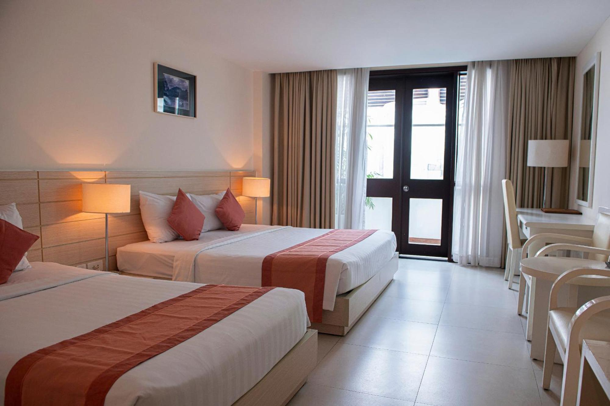 Nhi Phi Hotel Nha Trang Exteriér fotografie