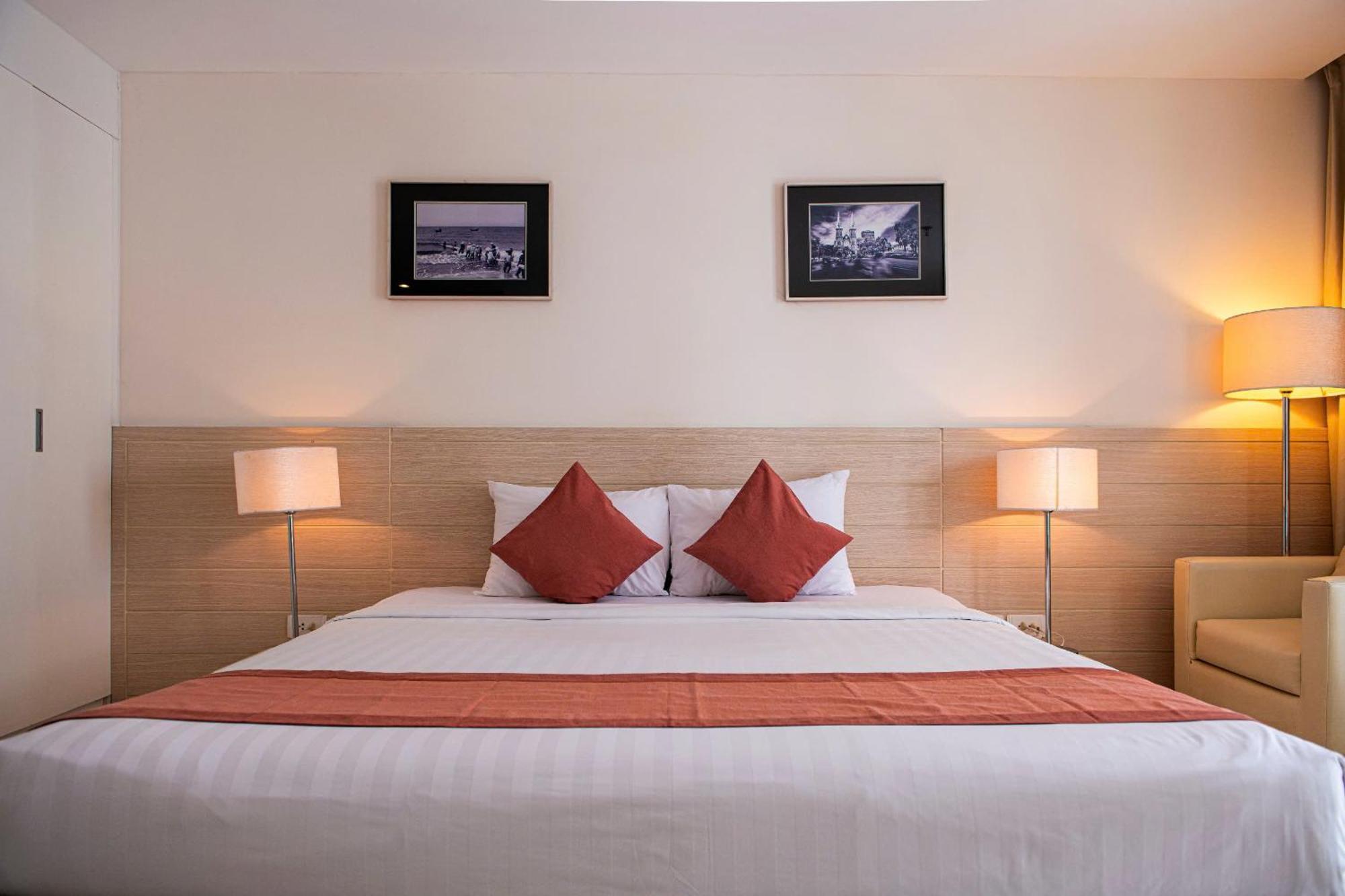 Nhi Phi Hotel Nha Trang Exteriér fotografie